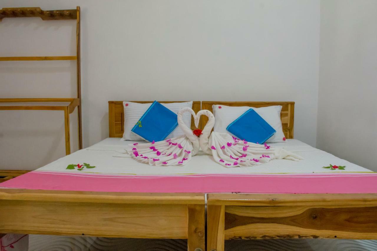 Hotel Beach Lagoon Parans à Baie d'Arugam Extérieur photo